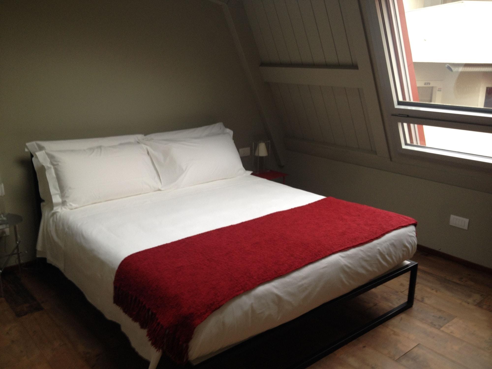 Milan Design Suites Buitenkant foto